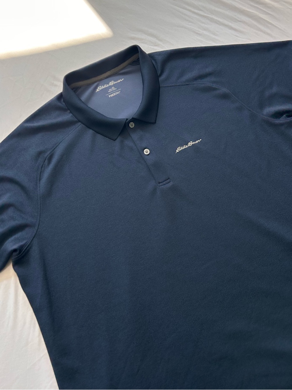 Men’s Eddie Bauer Navy Short-Sleeve Polo